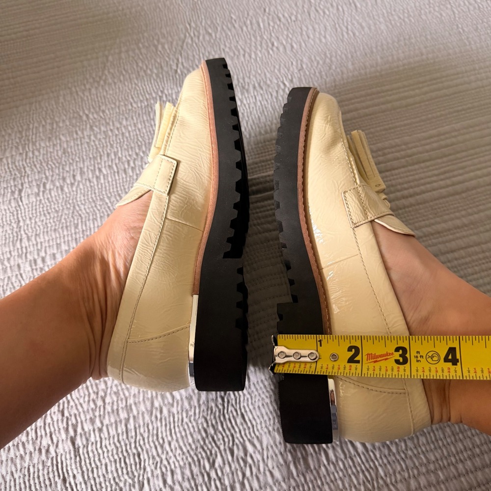 NEW Franco Sarto Carol Women's Cream‎ Patent Tassel Lug Sole Loafers Size 6.5M - Picture 6 of 8